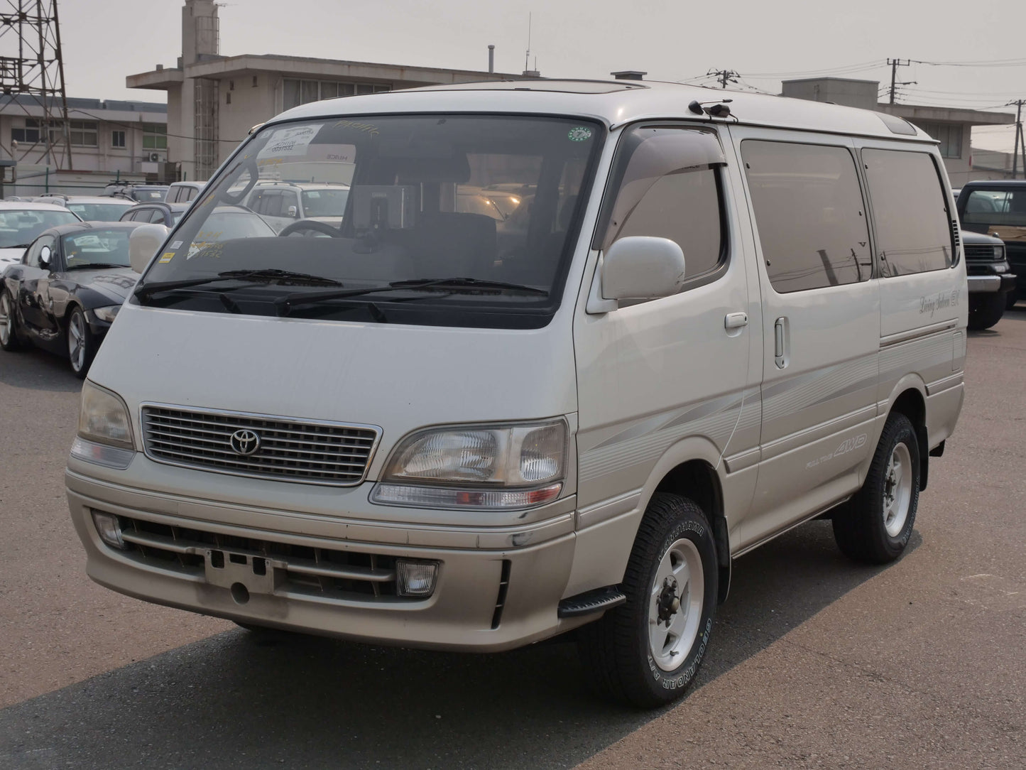 1999 TOYOTA HIACE SUPER CUSTOM 4WD VAN