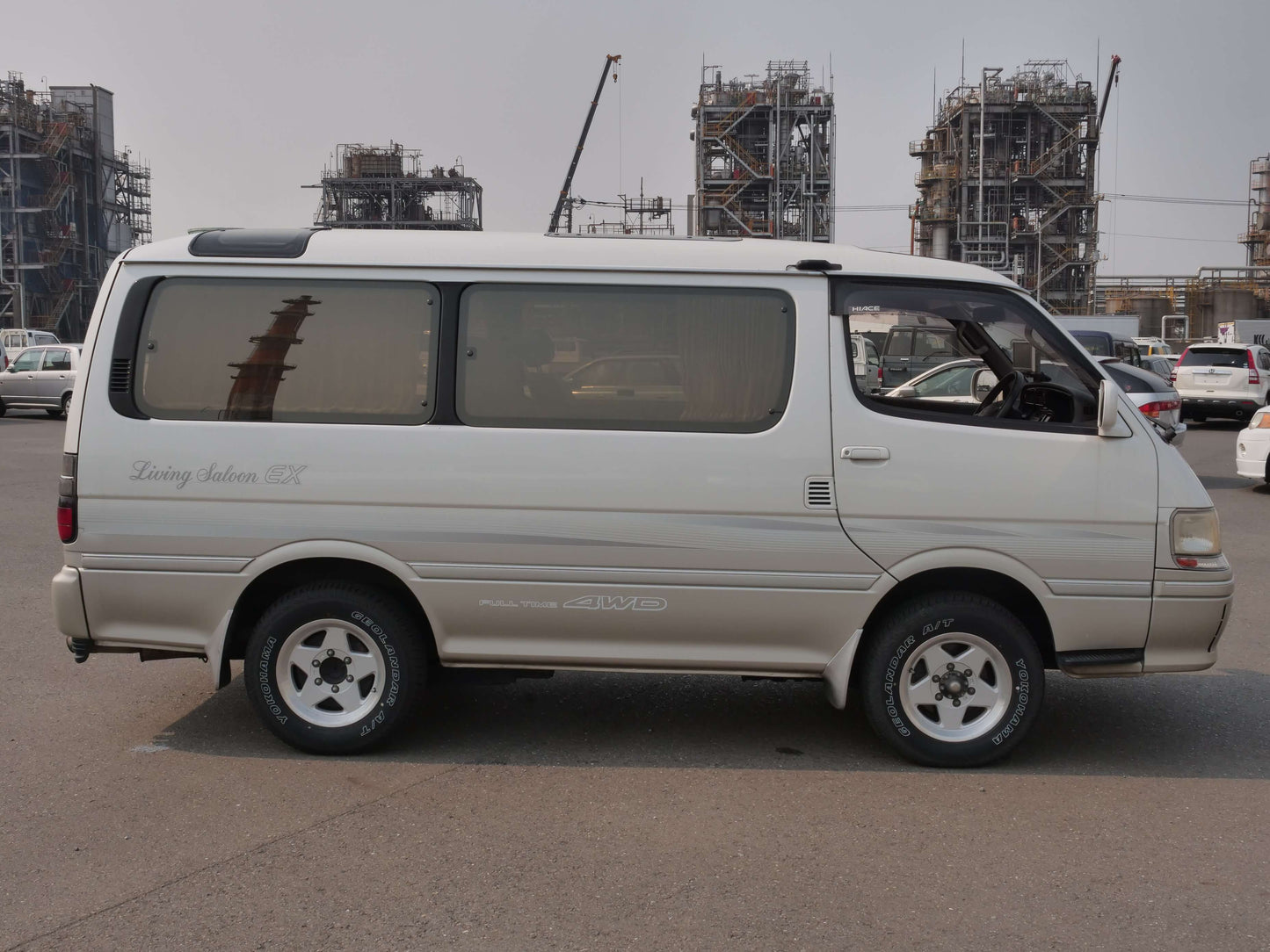1999 TOYOTA HIACE SUPER CUSTOM 4WD VAN