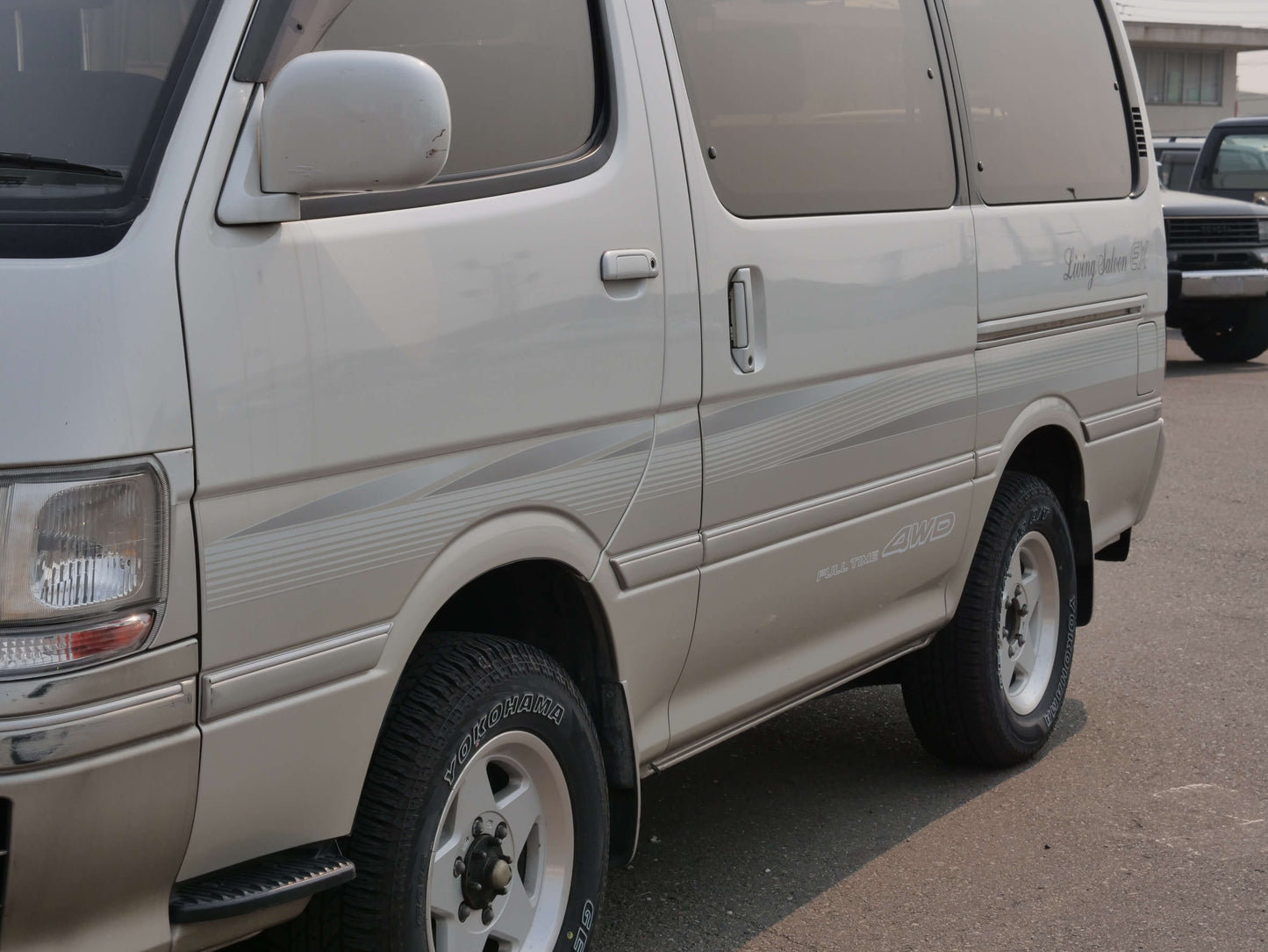 1999 TOYOTA HIACE SUPER CUSTOM 4WD VAN