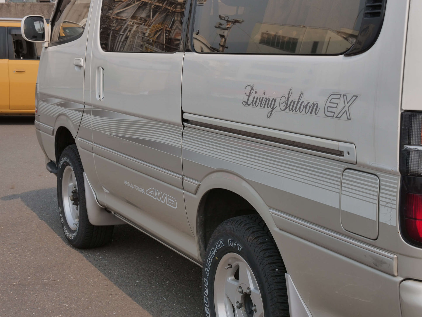 1999 TOYOTA HIACE SUPER CUSTOM 4WD VAN