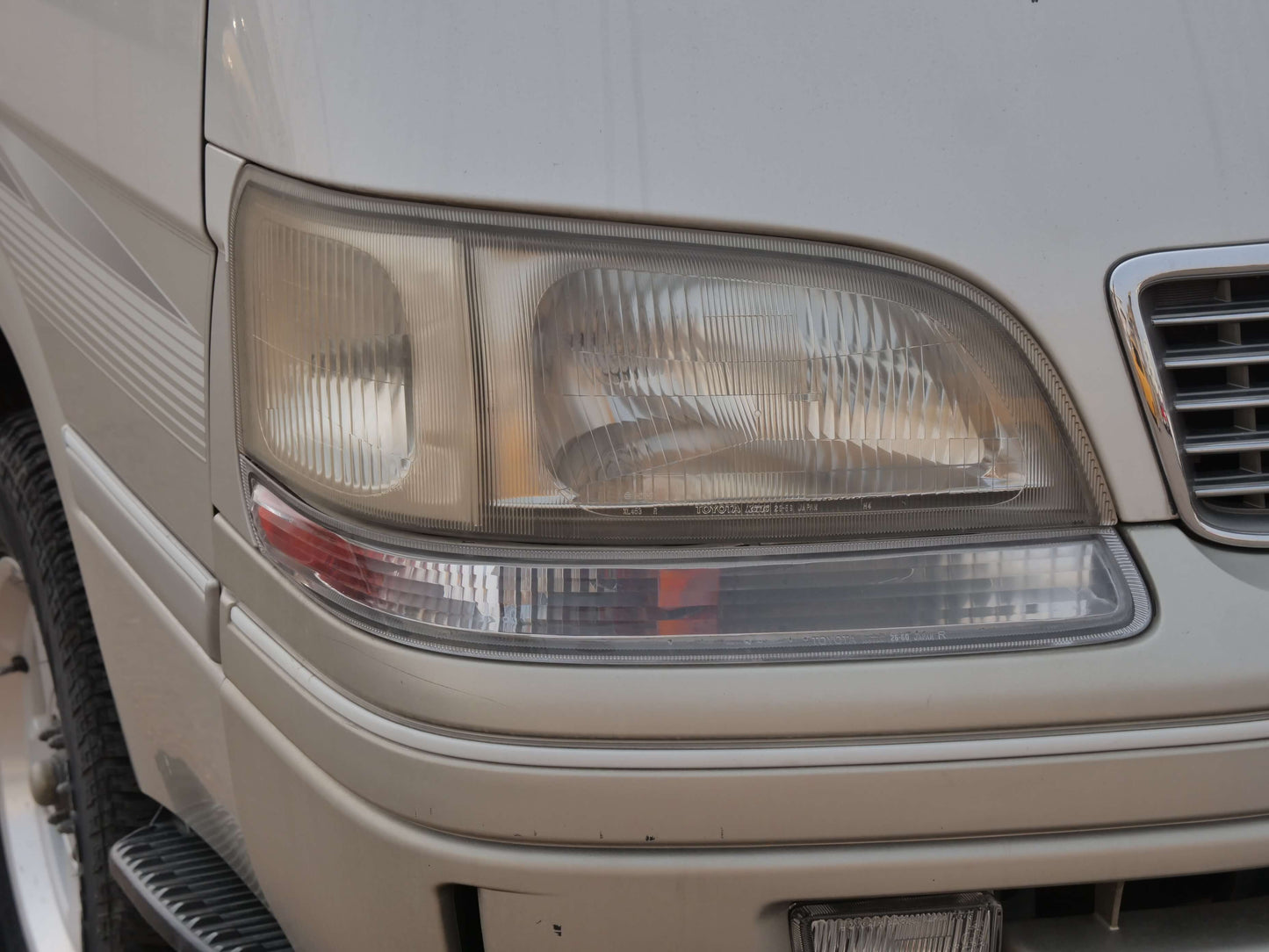 1999 TOYOTA HIACE SUPER CUSTOM 4WD VAN