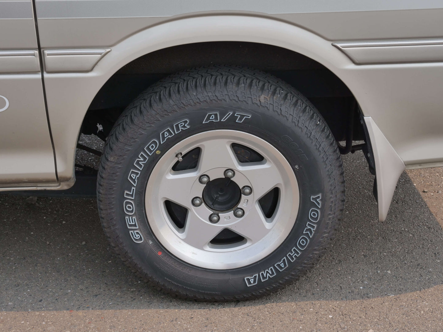 1999 TOYOTA HIACE SUPER CUSTOM 4WD VAN