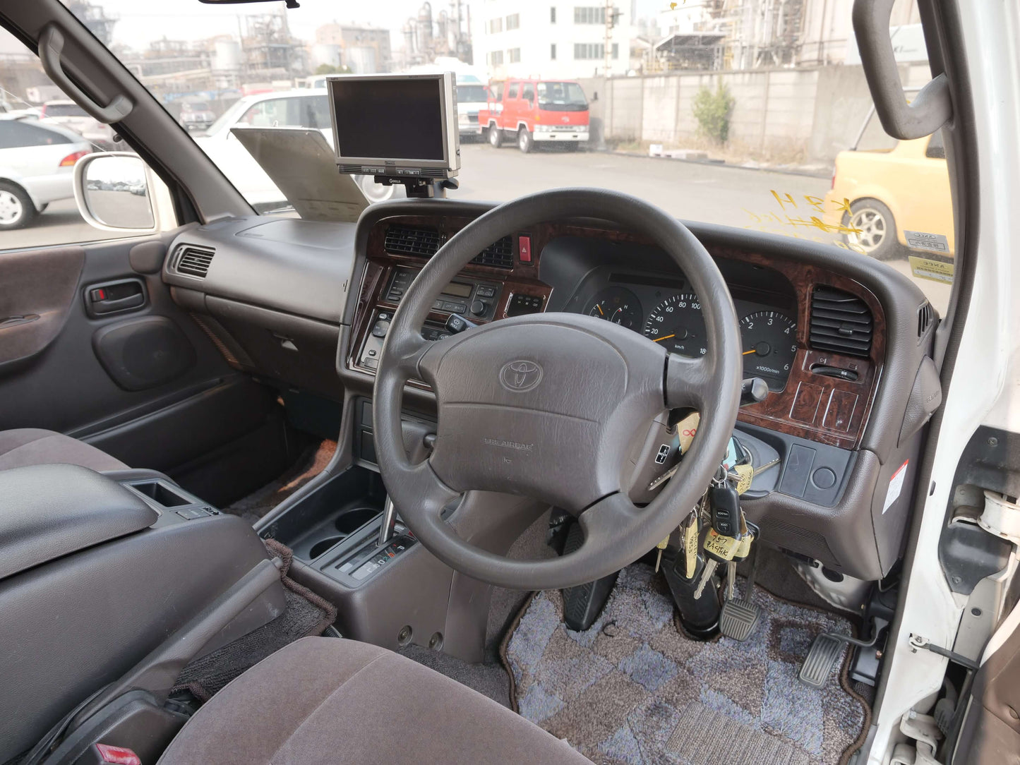 1999 TOYOTA HIACE SUPER CUSTOM 4WD VAN