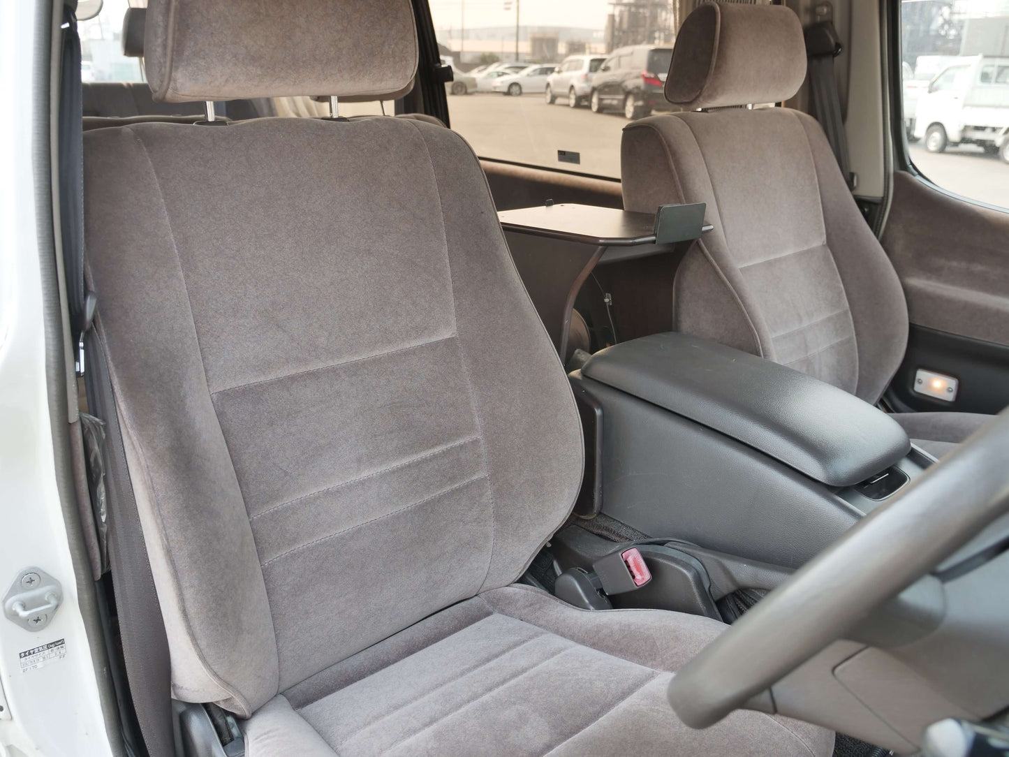 1999 TOYOTA HIACE SUPER CUSTOM 4WD VAN
