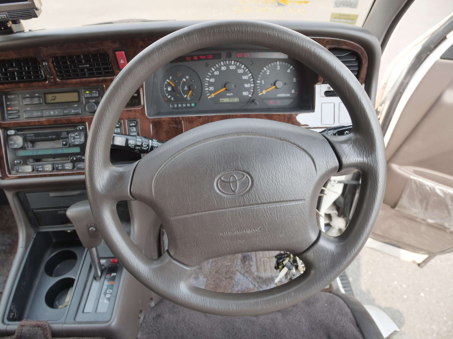 1999 TOYOTA HIACE SUPER CUSTOM 4WD VAN