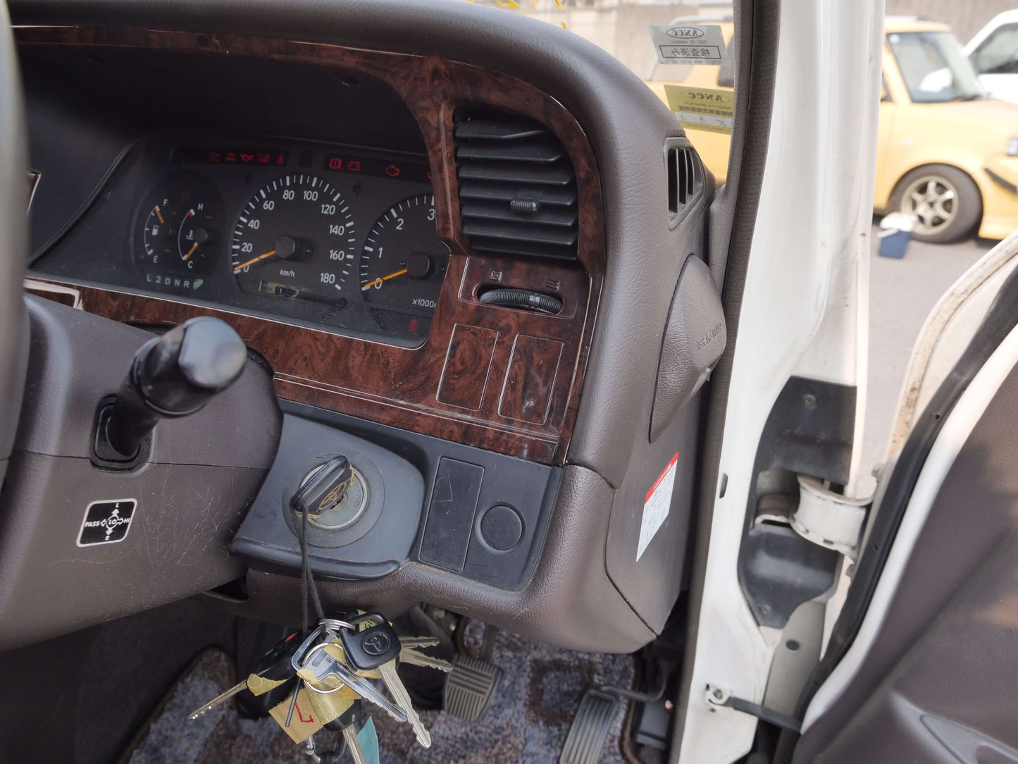 1999 TOYOTA HIACE SUPER CUSTOM 4WD VAN