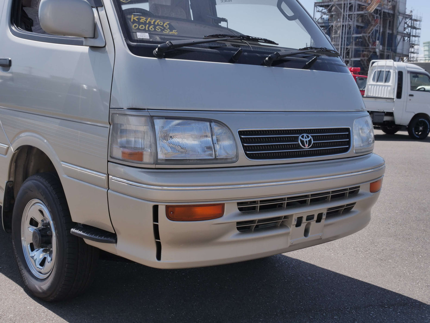 1994 TOYOTA HIACE SUPER CUSTOM 4WD VAN