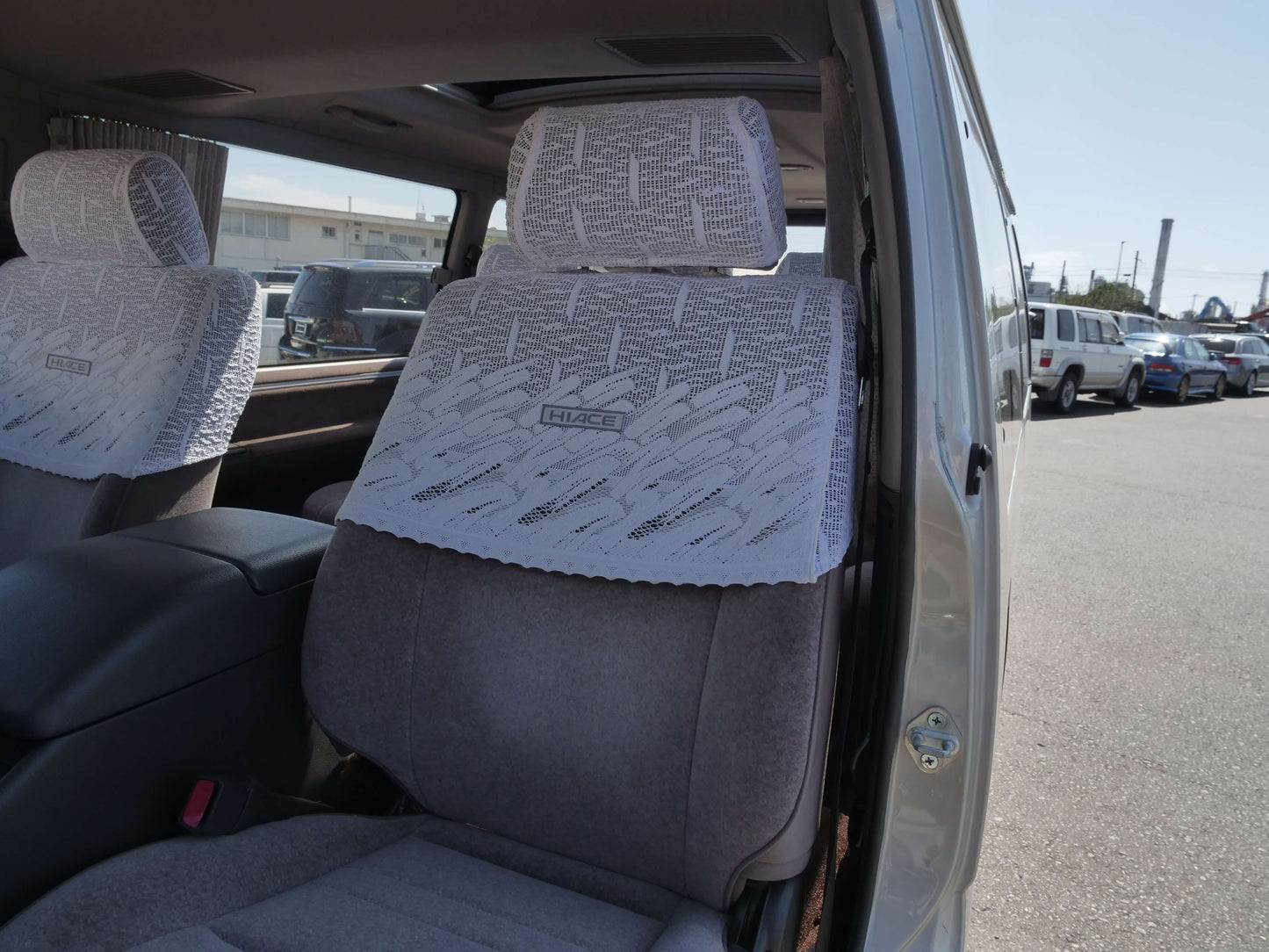 1994 TOYOTA HIACE SUPER CUSTOM 4WD VAN