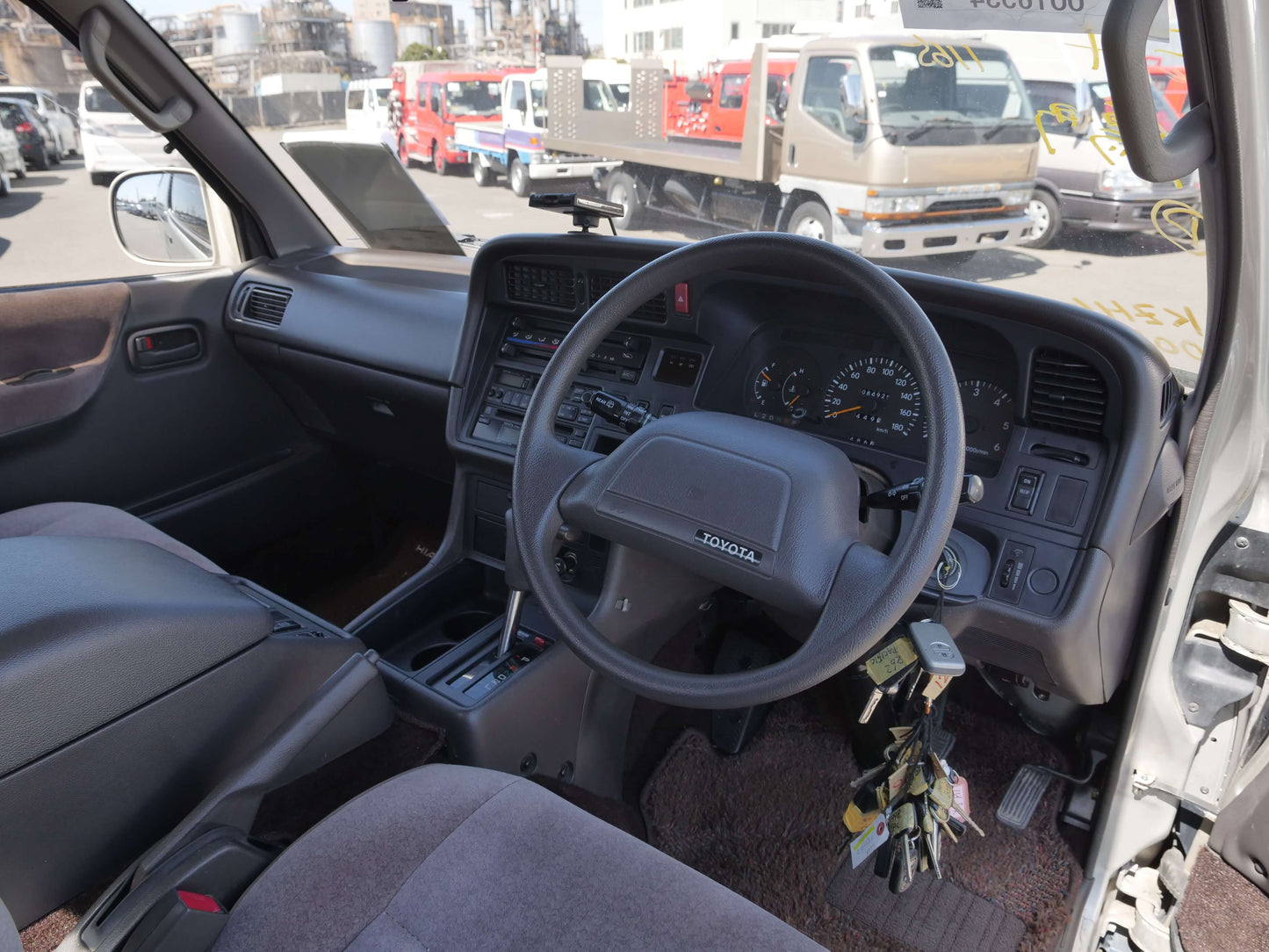 1994 TOYOTA HIACE SUPER CUSTOM 4WD VAN