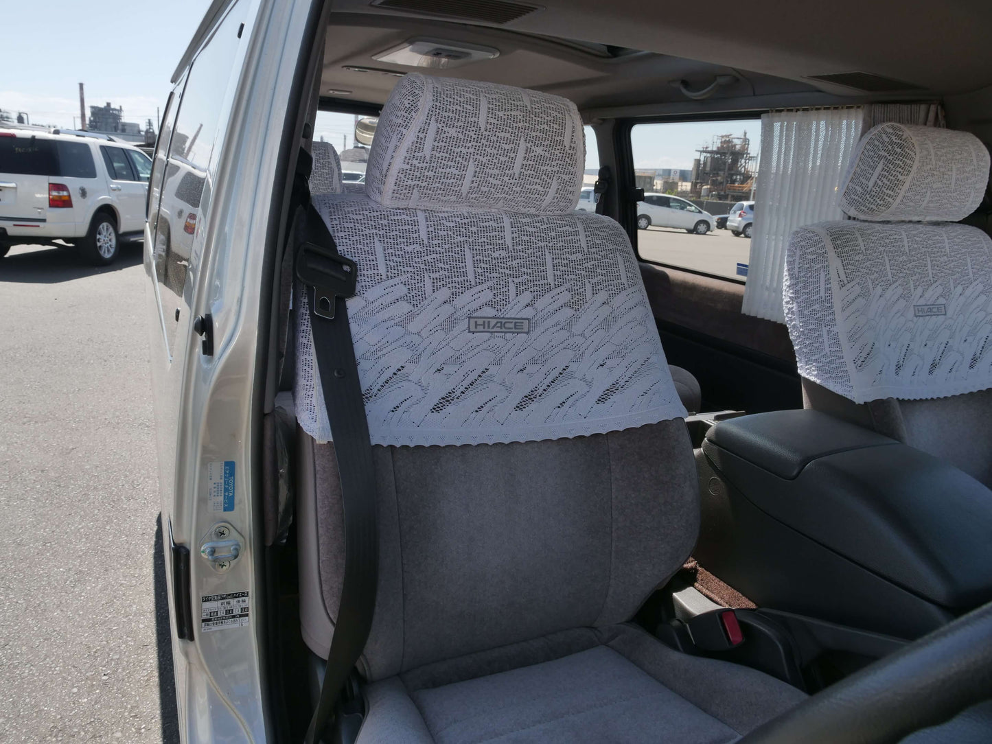 1994 TOYOTA HIACE SUPER CUSTOM 4WD VAN