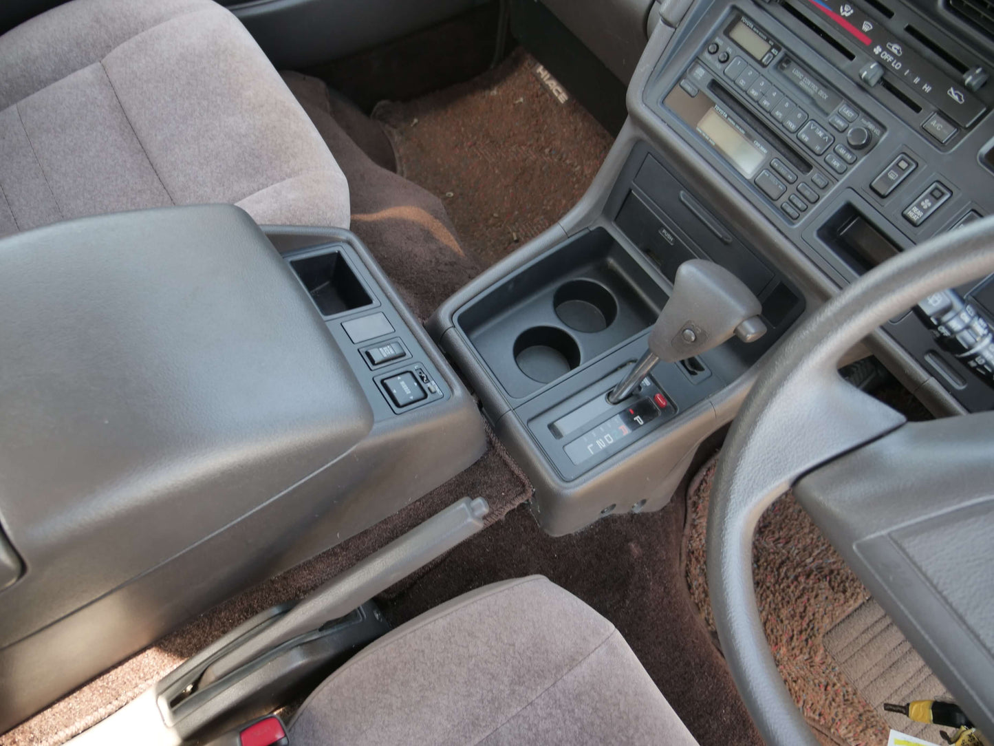1994 TOYOTA HIACE SUPER CUSTOM 4WD VAN