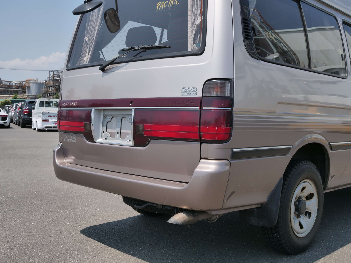1995 TOYOTA HIACE GRAND CABIN 4WD VAN
