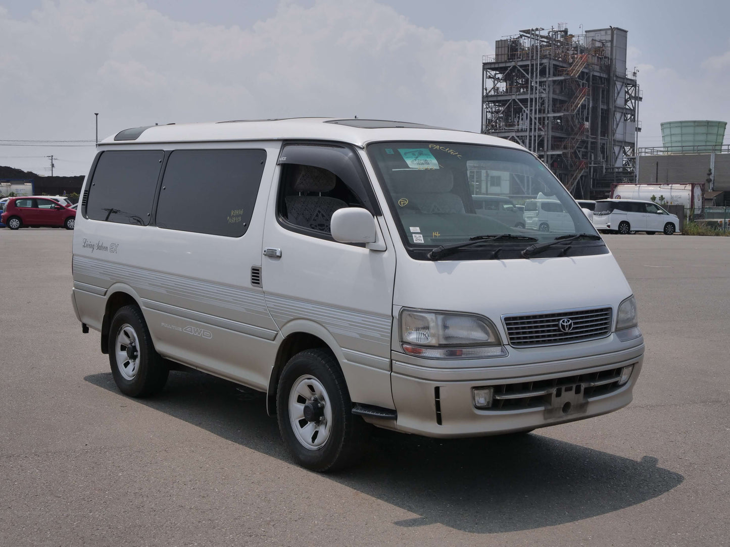 1997 TOYOTA HIACE SUPER CUSTOM 4WD VAN