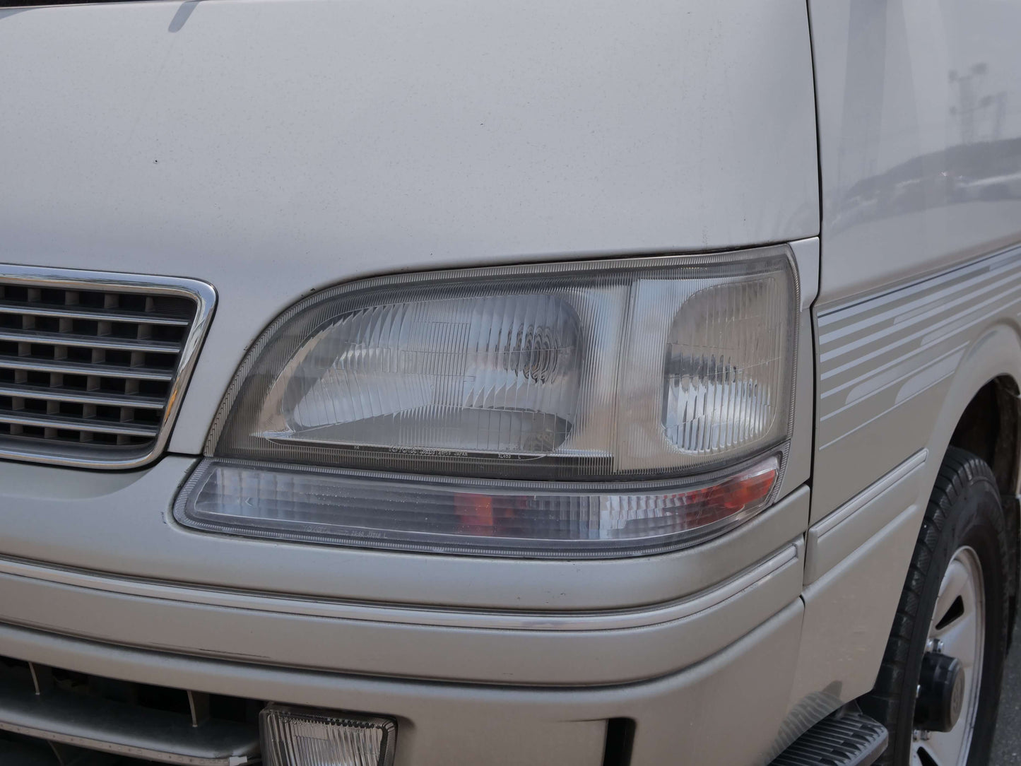 1997 TOYOTA HIACE SUPER CUSTOM 4WD VAN