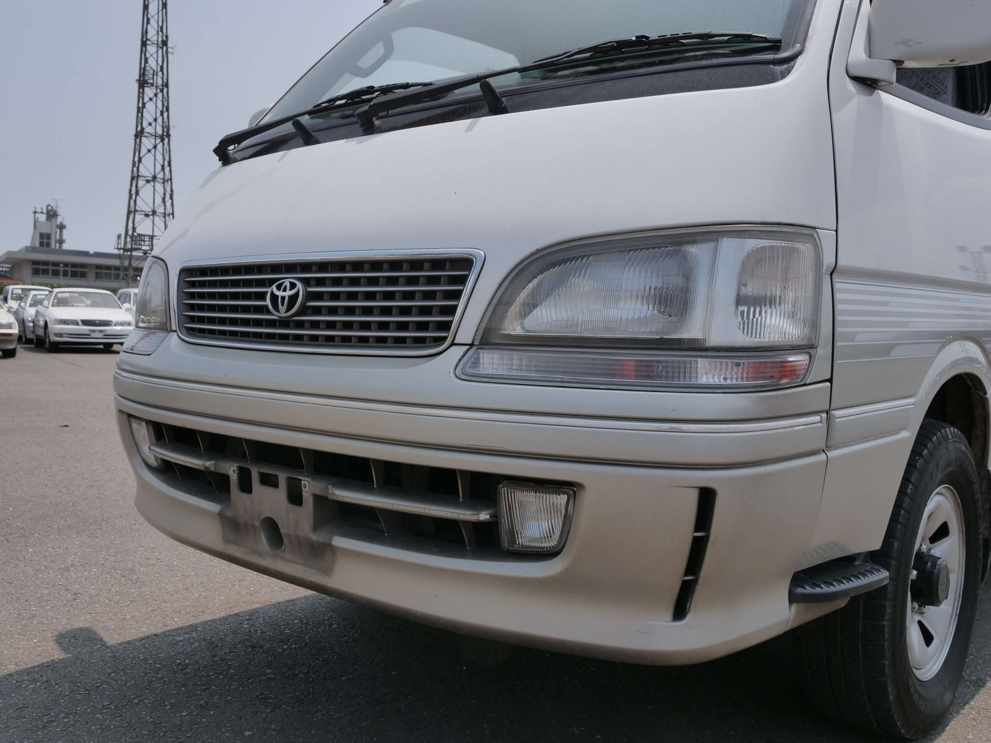 1997 TOYOTA HIACE SUPER CUSTOM 4WD VAN