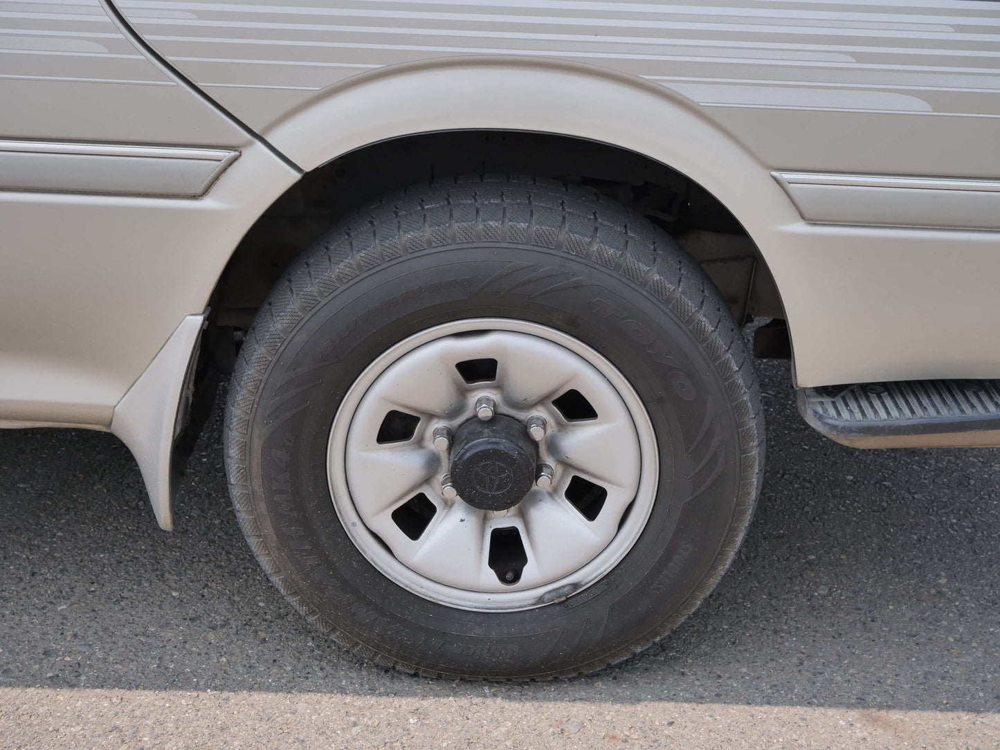 1997 TOYOTA HIACE SUPER CUSTOM 4WD VAN