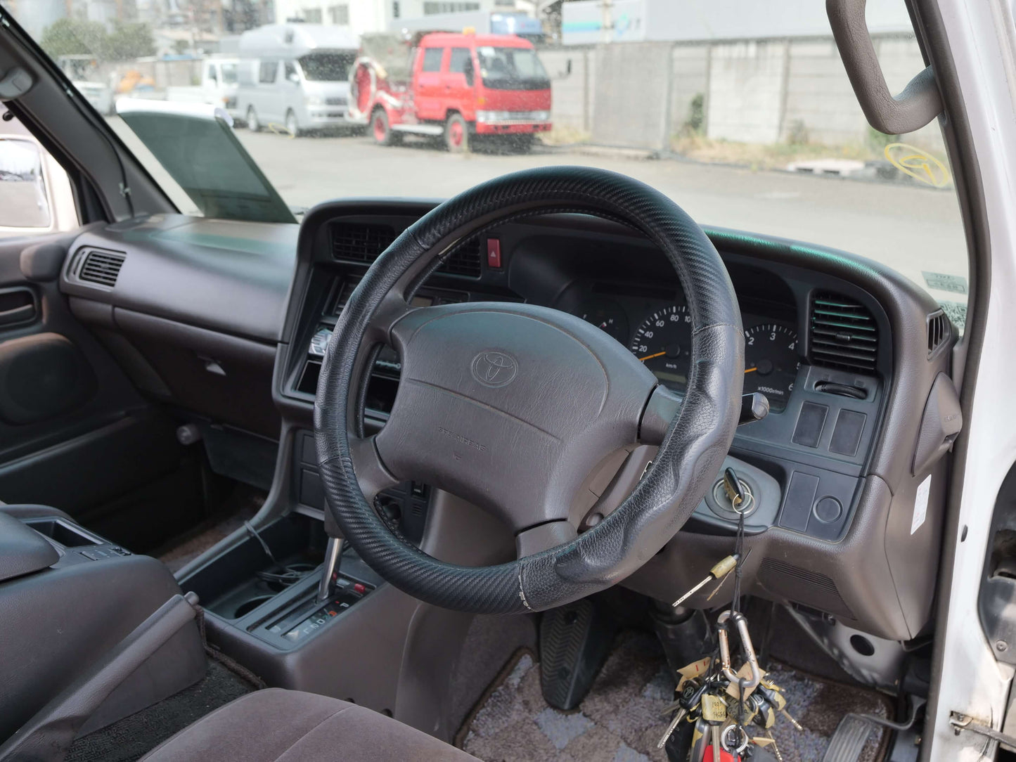 1997 TOYOTA HIACE SUPER CUSTOM 4WD VAN
