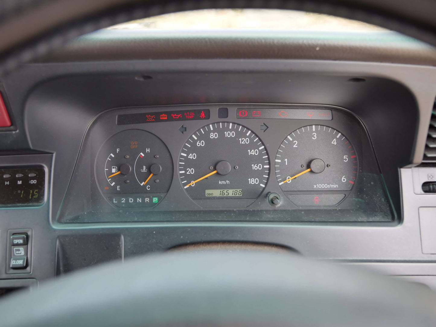 1997 TOYOTA HIACE SUPER CUSTOM 4WD VAN
