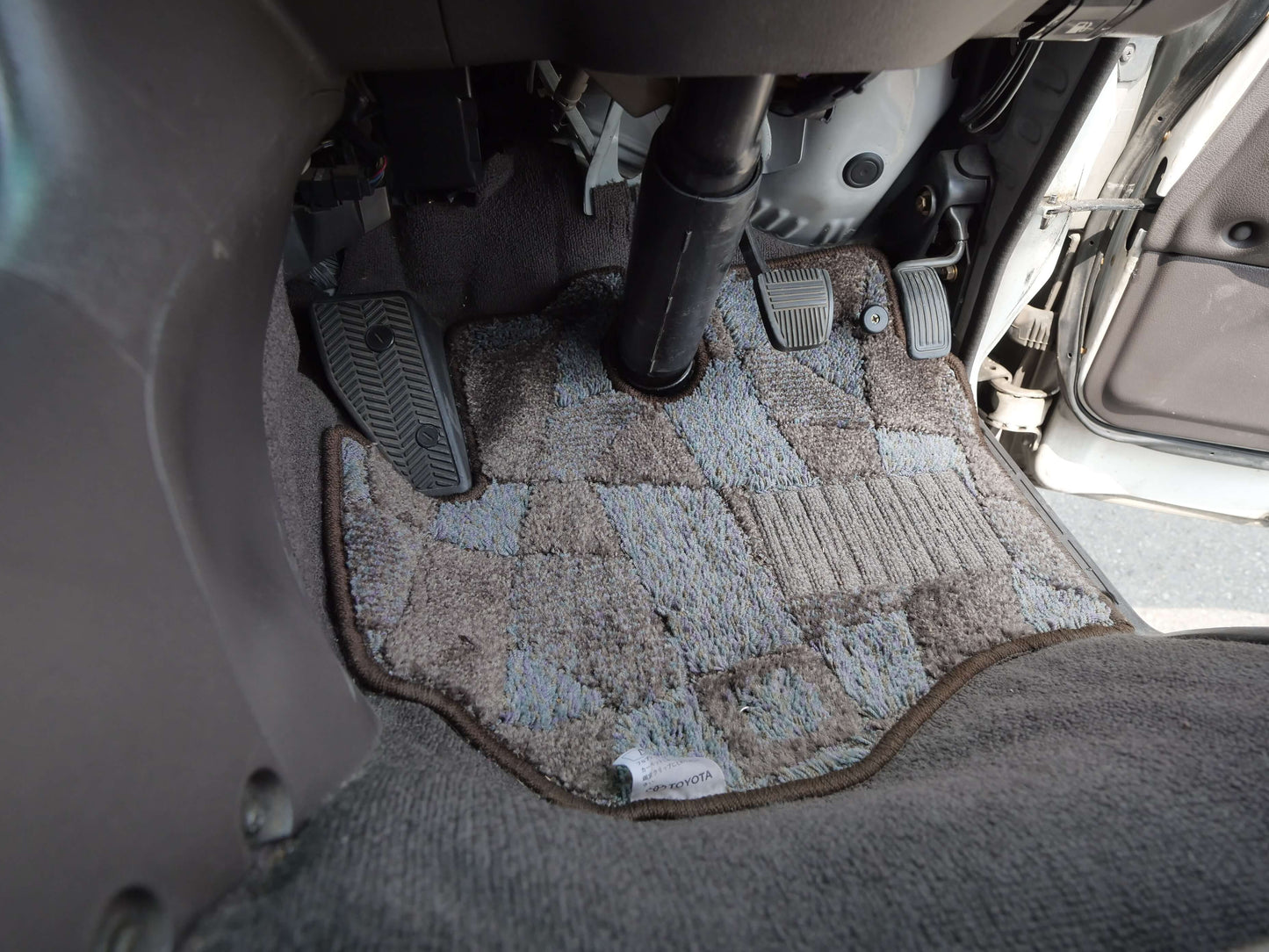 1997 TOYOTA HIACE SUPER CUSTOM 4WD VAN