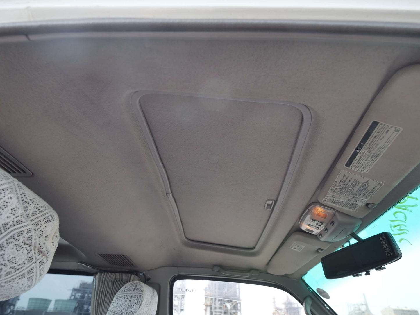 1997 TOYOTA HIACE SUPER CUSTOM 4WD VAN