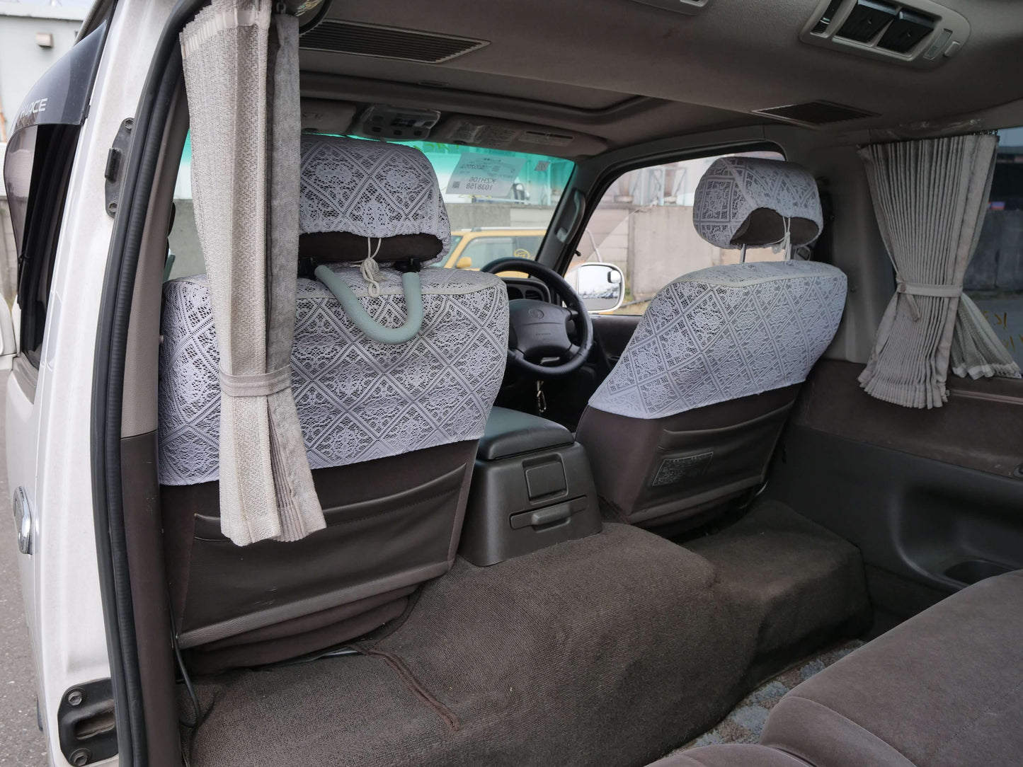 1997 TOYOTA HIACE SUPER CUSTOM 4WD VAN