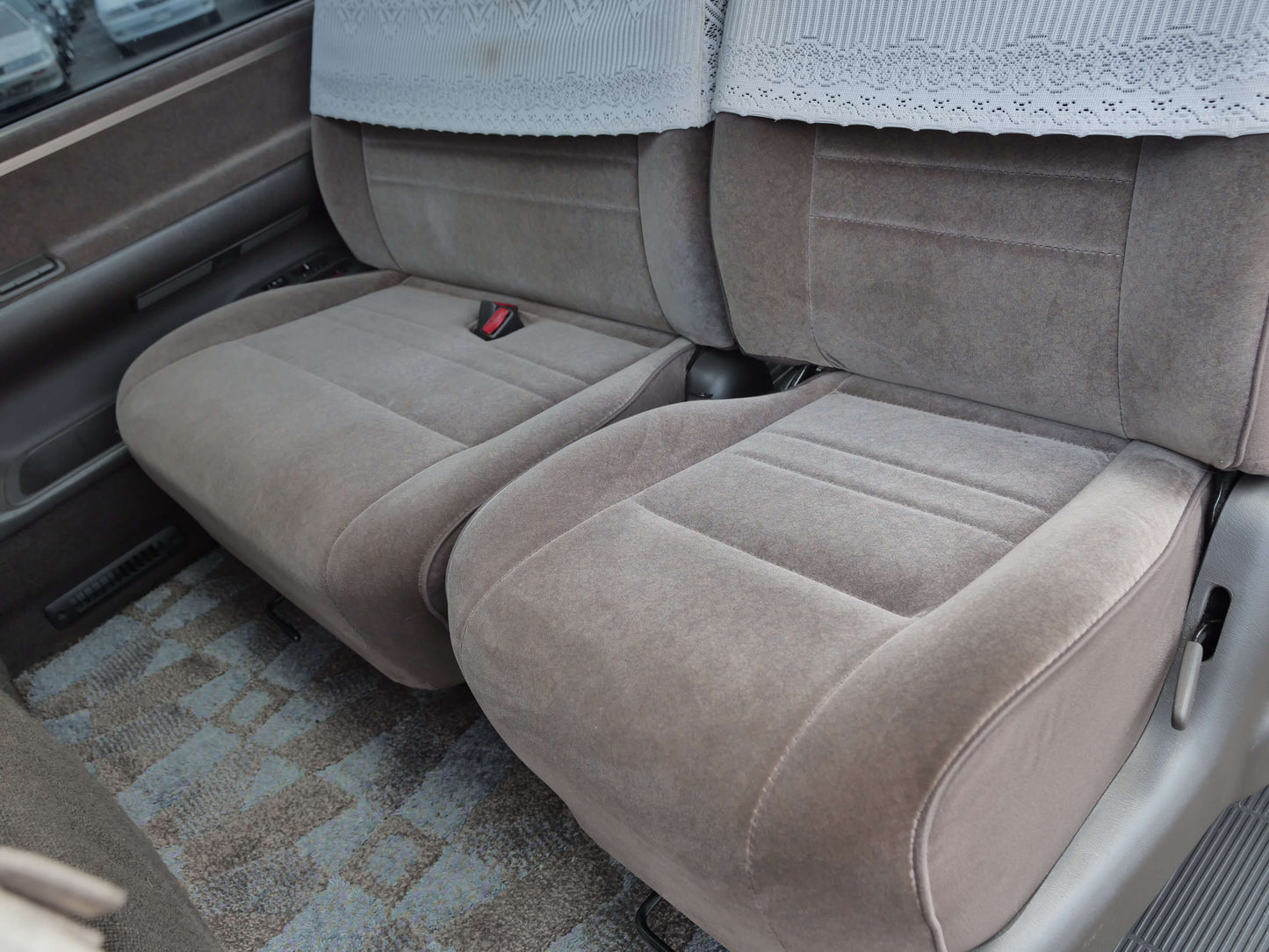 1997 TOYOTA HIACE SUPER CUSTOM 4WD VAN