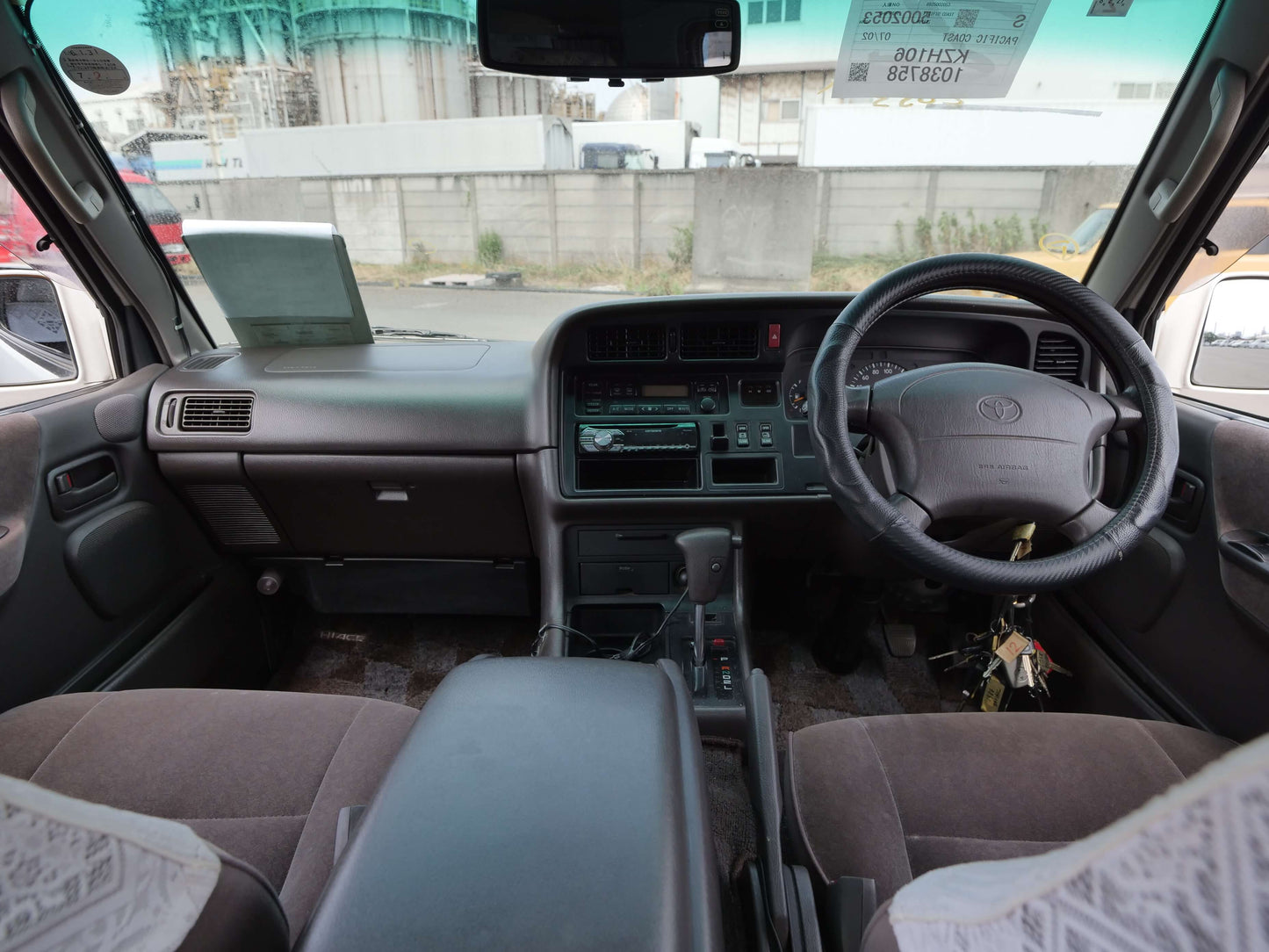 1997 TOYOTA HIACE SUPER CUSTOM 4WD VAN