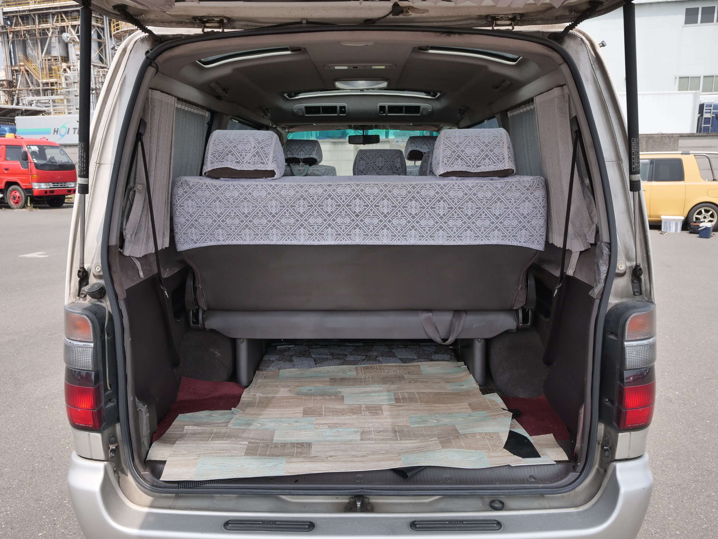 1997 TOYOTA HIACE SUPER CUSTOM 4WD VAN