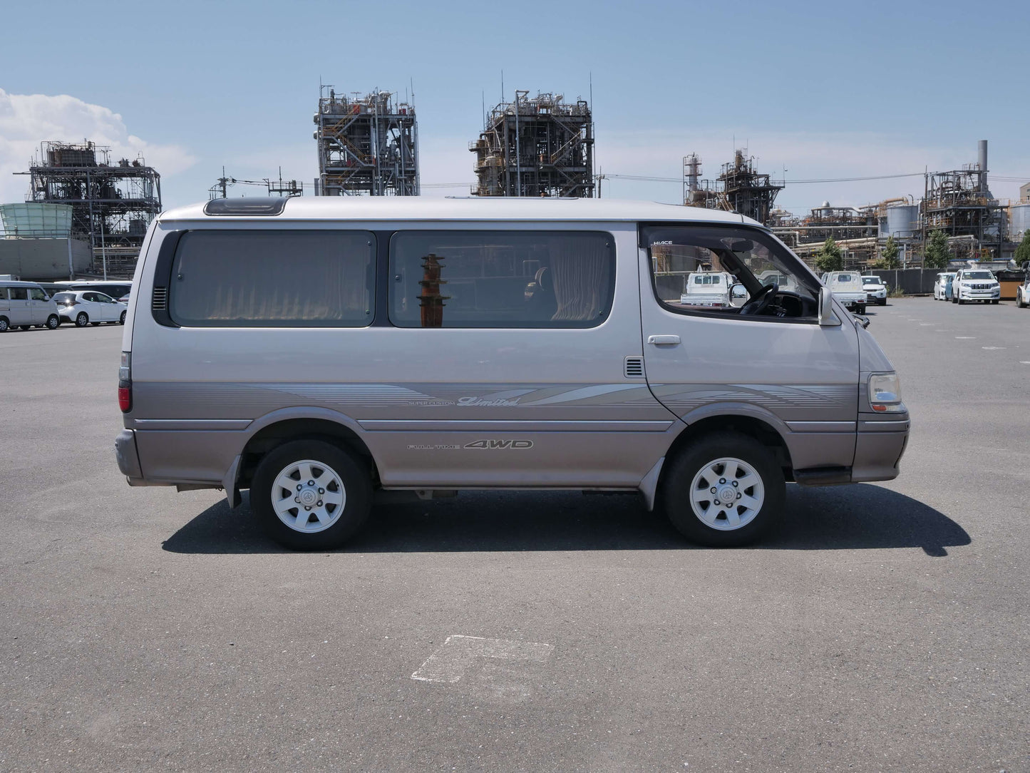 1998 TOYOTA HIACE SUPER CUSTOM LIMITED 4WD VAN
