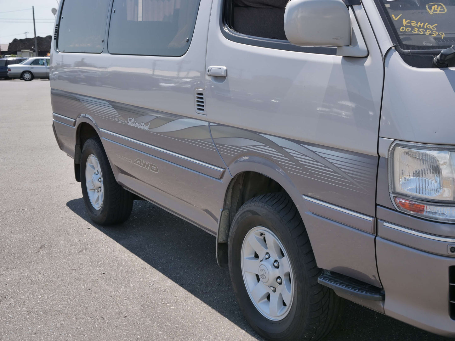 1998 TOYOTA HIACE SUPER CUSTOM LIMITED 4WD VAN