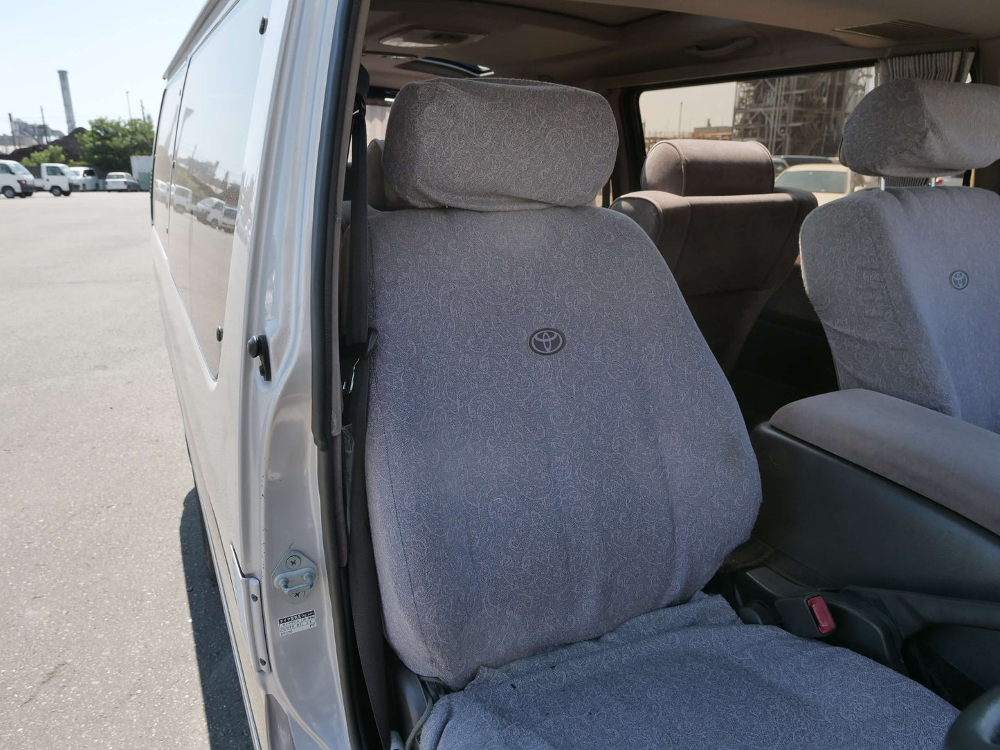 1998 TOYOTA HIACE SUPER CUSTOM LIMITED 4WD VAN
