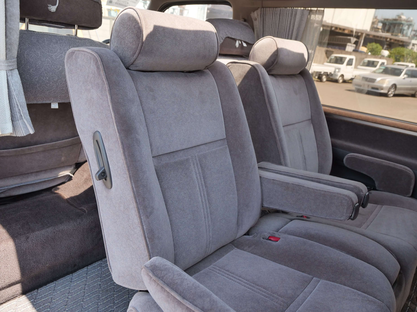 1998 TOYOTA HIACE SUPER CUSTOM LIMITED 4WD VAN