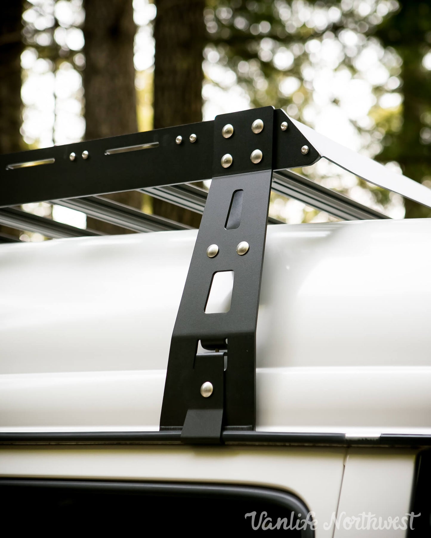 Pluto Roof Rack - High-Roof