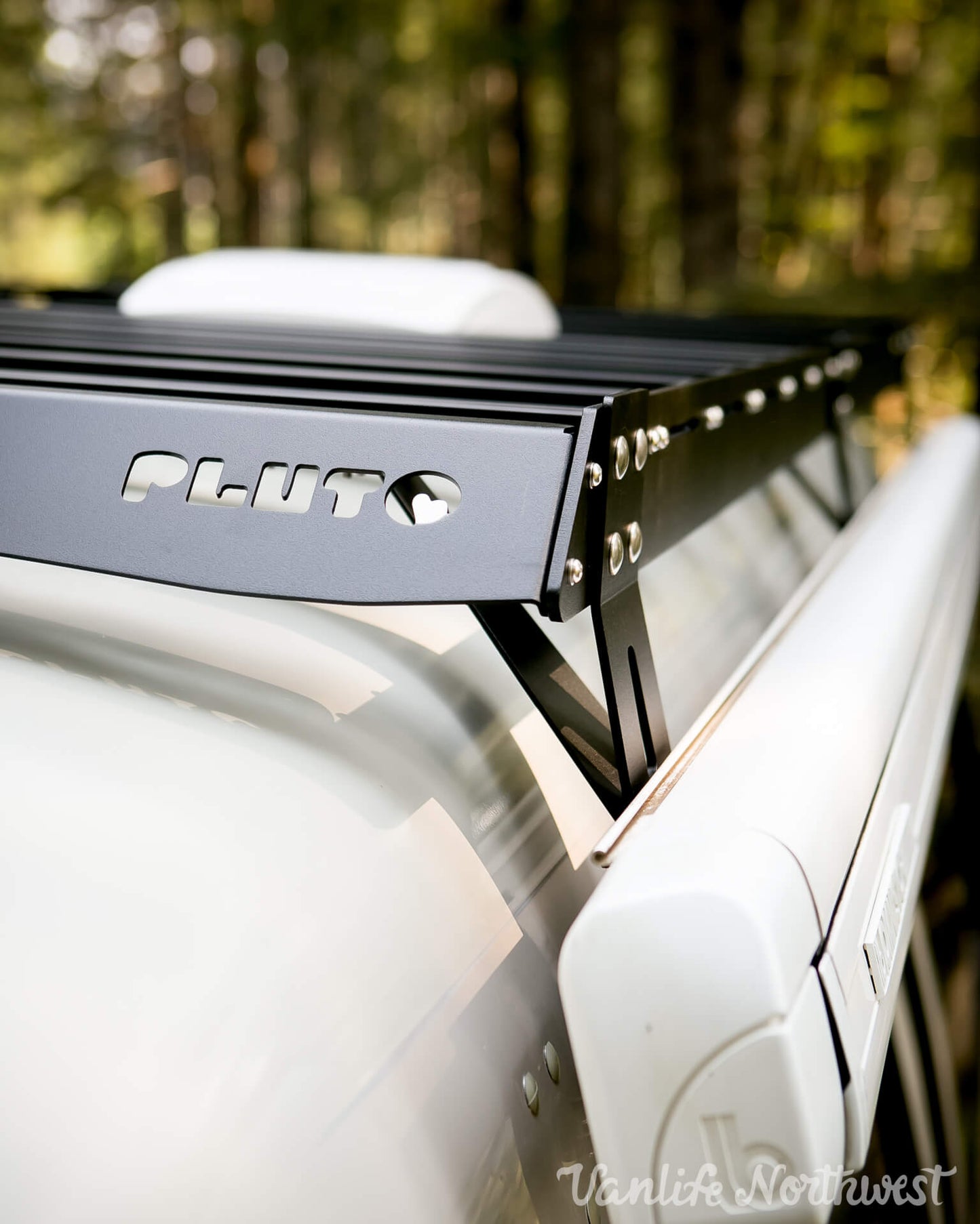 Pluto Roof Rack - High-Roof