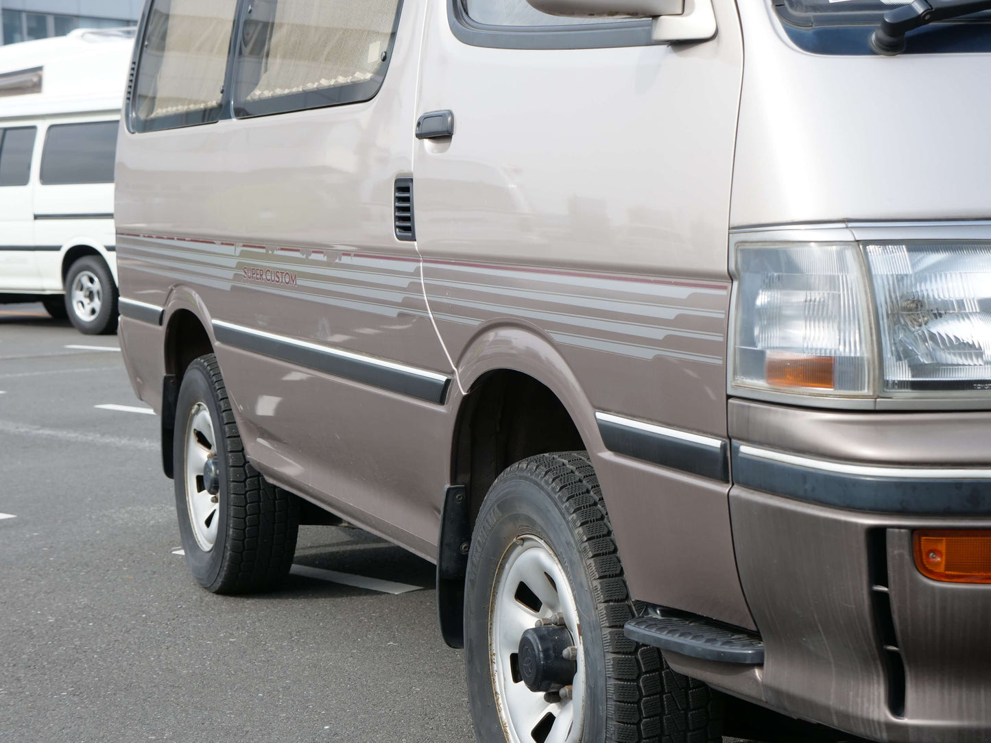 1993 TOYOTA HIACE SUPER CUSTOM 4WD DIESEL VAN