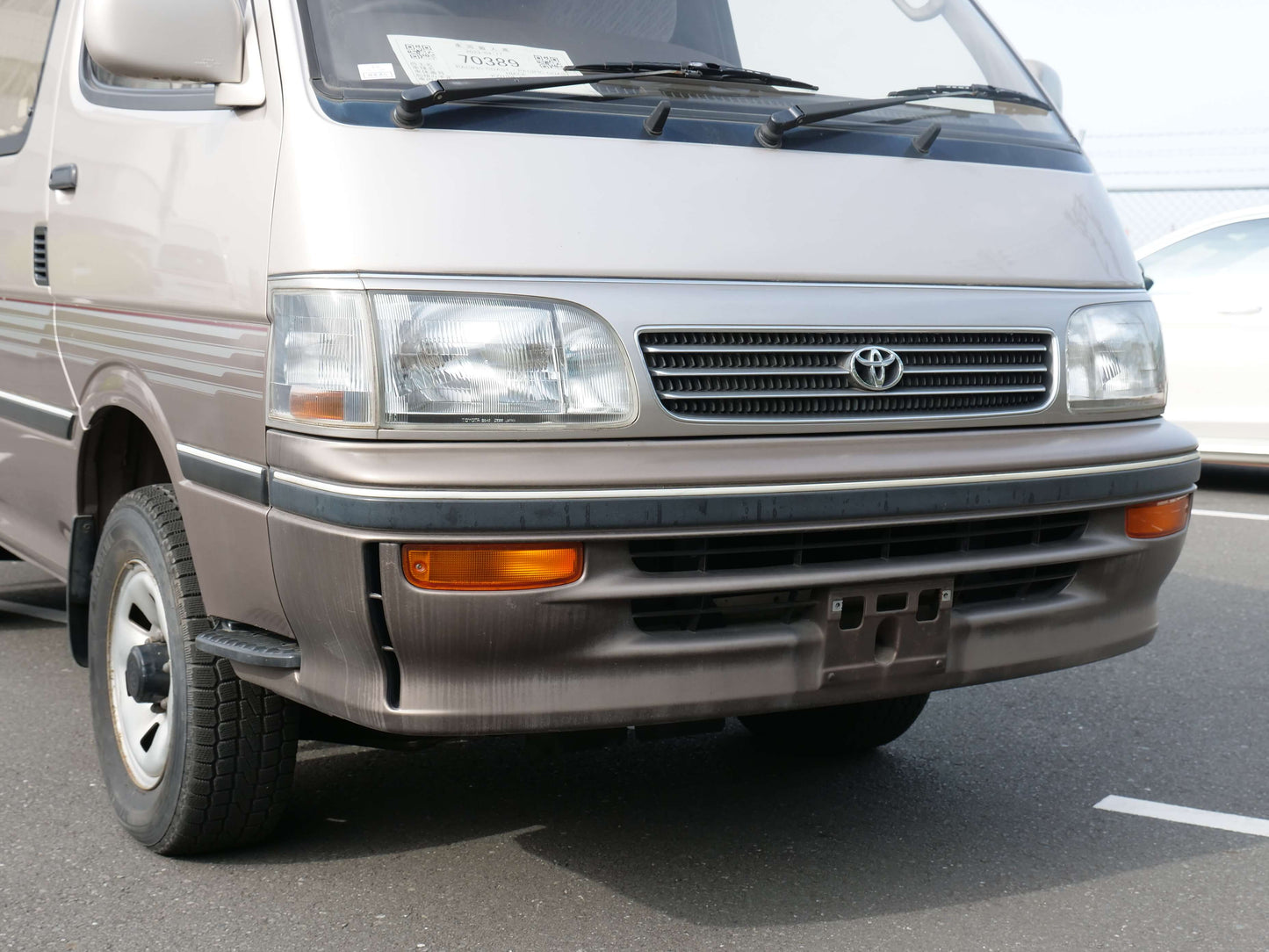 1993 TOYOTA HIACE SUPER CUSTOM 4WD DIESEL VAN