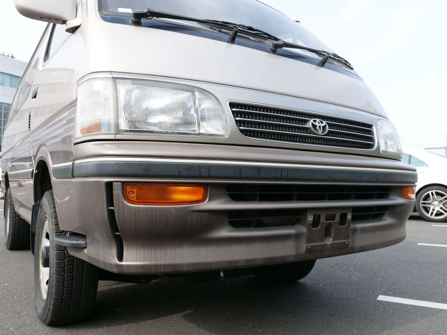 1993 TOYOTA HIACE SUPER CUSTOM 4WD DIESEL VAN