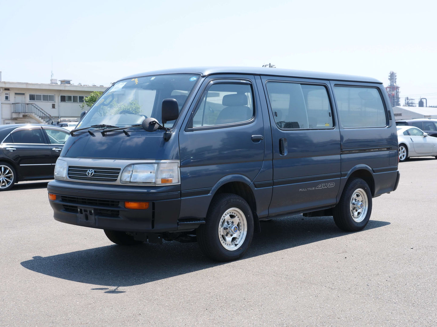 1995 TOYOTA HIACE SUPER CUSTOM 4WD DIESEL VAN