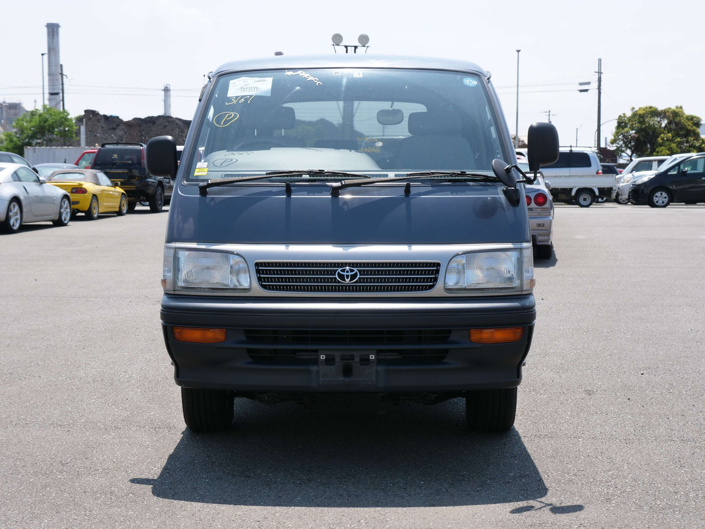 1995 TOYOTA HIACE SUPER CUSTOM 4WD DIESEL VAN