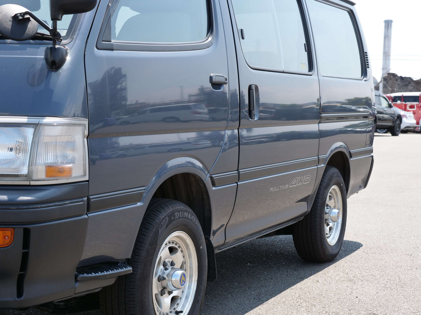 1995 TOYOTA HIACE SUPER CUSTOM 4WD DIESEL VAN