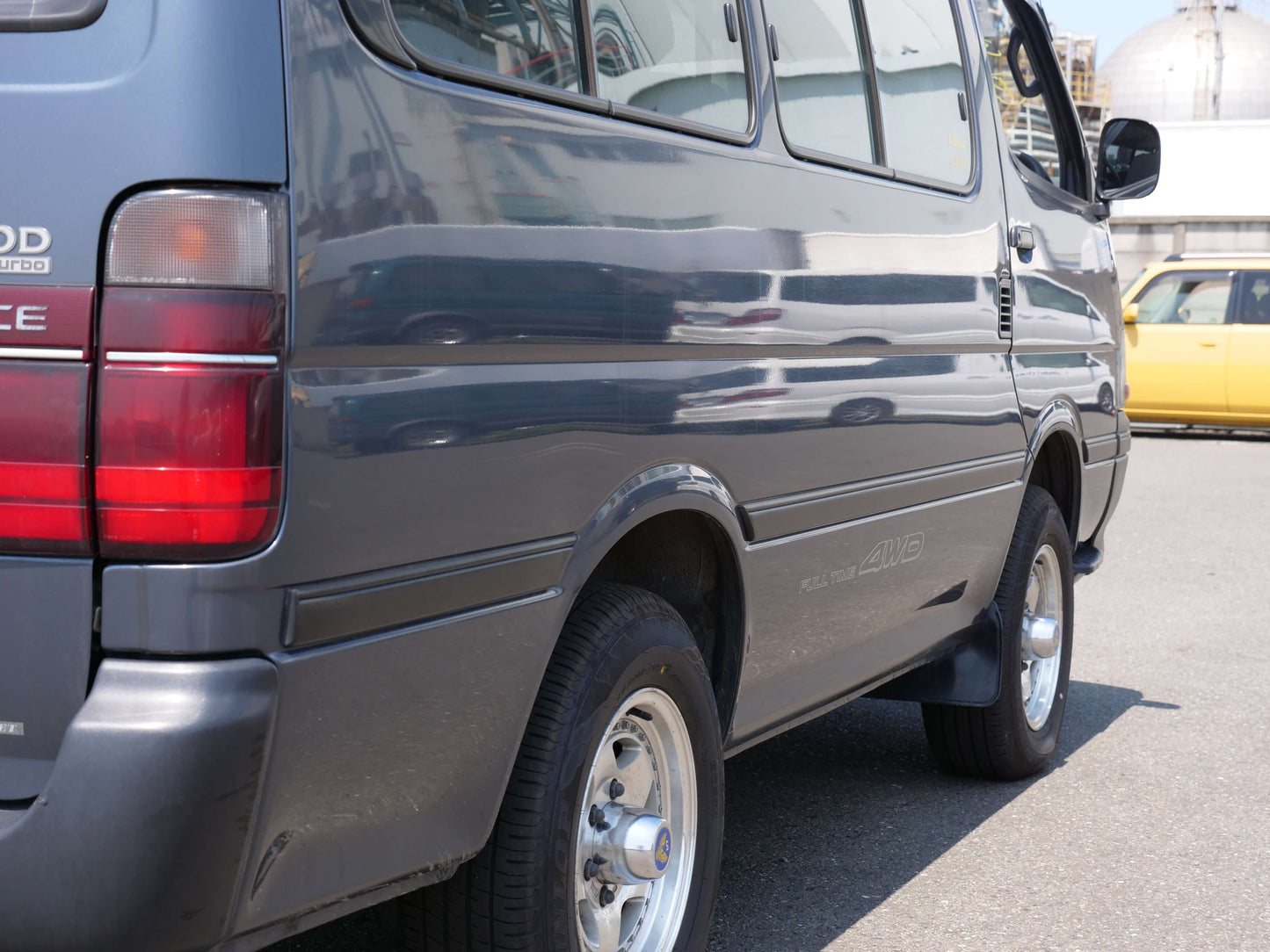 1995 TOYOTA HIACE SUPER CUSTOM 4WD DIESEL VAN