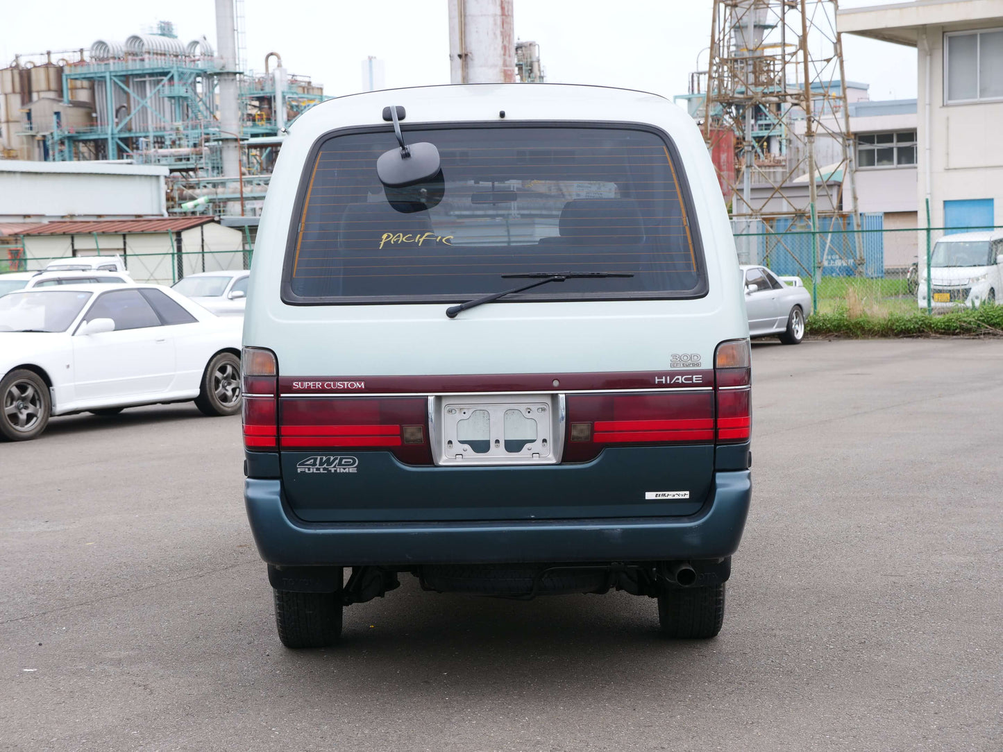 1995 TOYOTA HIACE SUPER CUSTOM 4WD DIESEL VAN