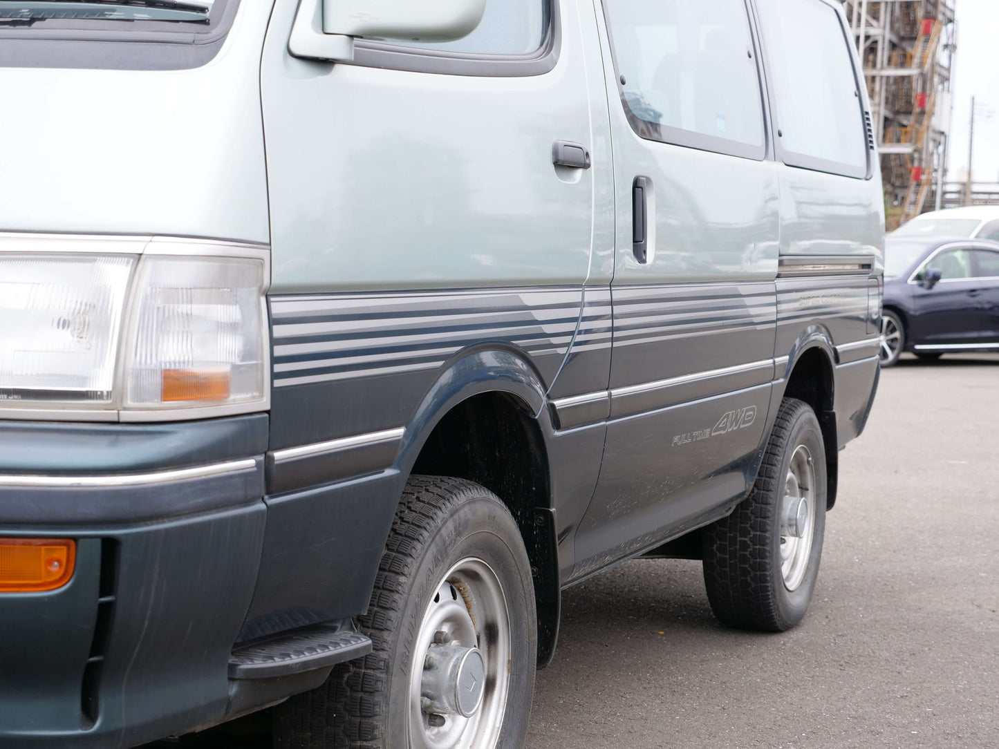 1995 TOYOTA HIACE SUPER CUSTOM 4WD DIESEL VAN