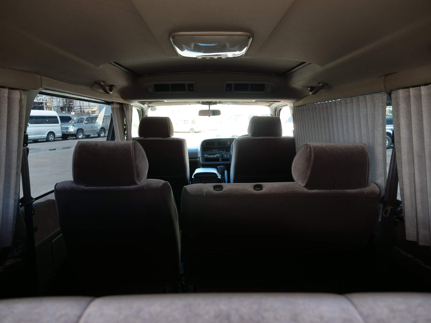 1997 TOYOTA HIACE SUPER CUSTOM 4WD DIESEL VAN