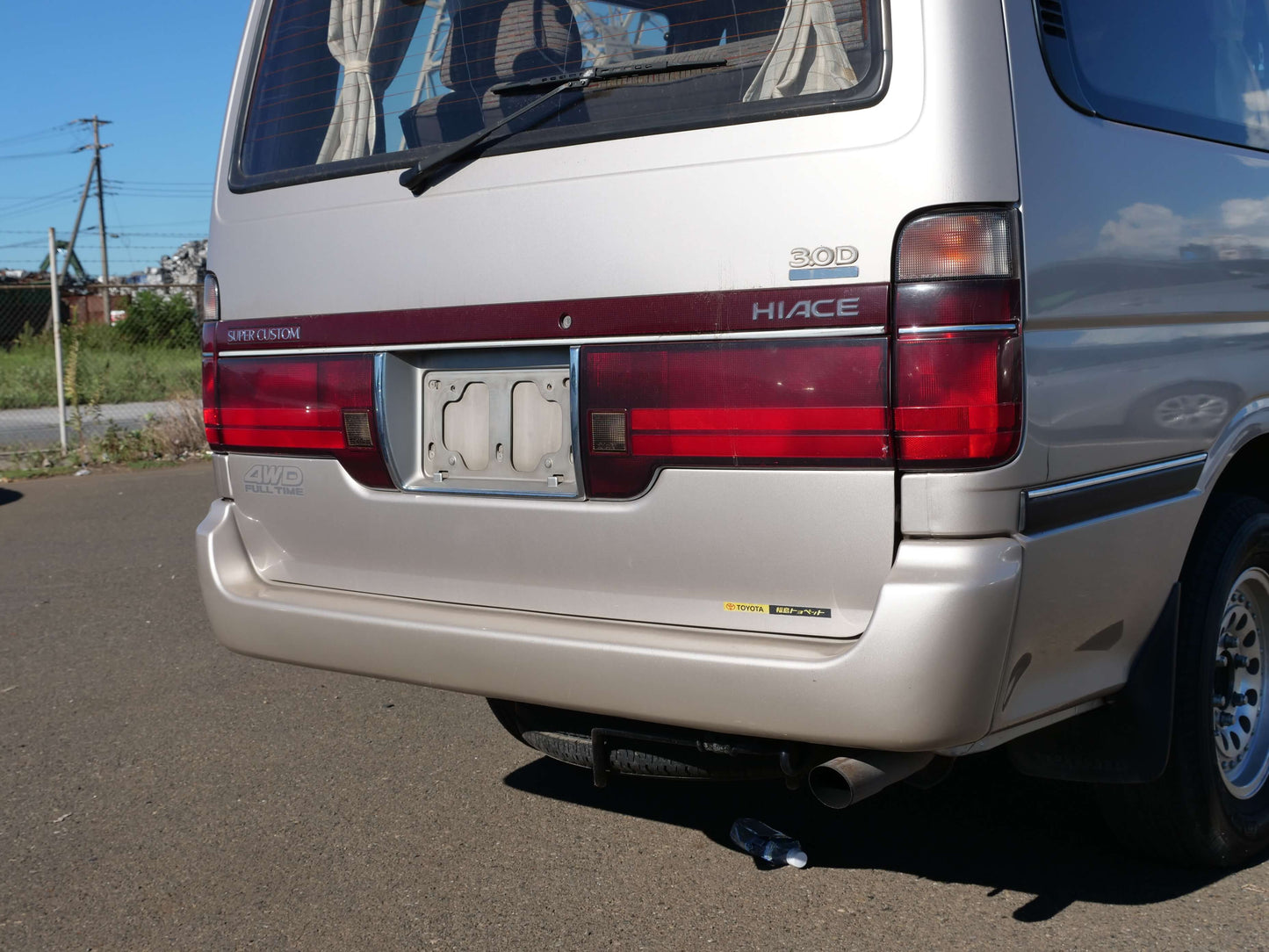 1993 TOYOTA HIACE SUPER CUSTOM 4WD DIESEL VAN