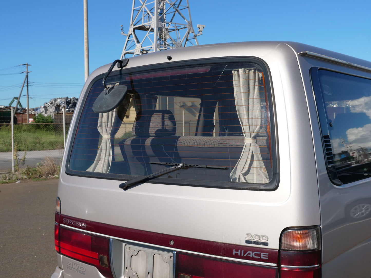 1993 TOYOTA HIACE SUPER CUSTOM 4WD DIESEL VAN