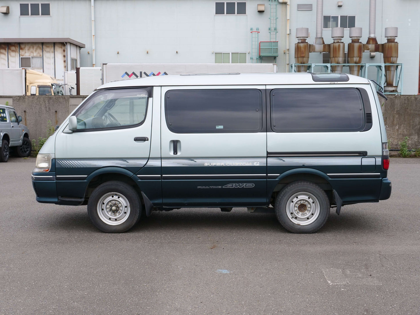 1996 TOYOTA HIACE SUPER CUSTOM 4WD DIESEL VAN