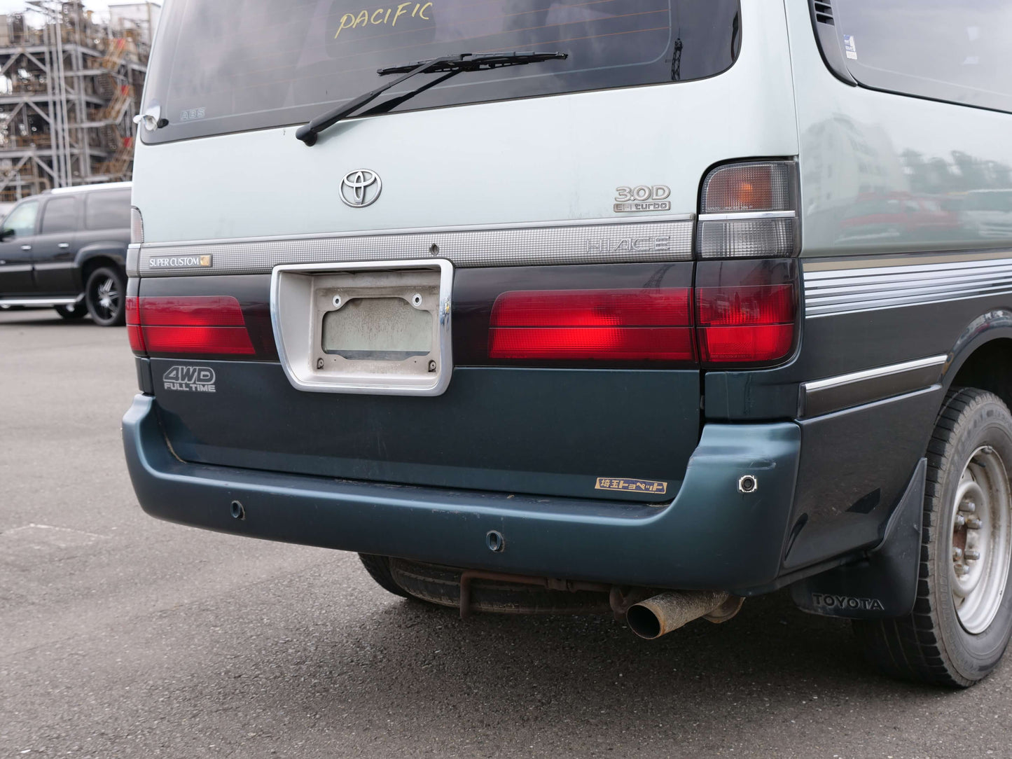 1996 TOYOTA HIACE SUPER CUSTOM 4WD DIESEL VAN