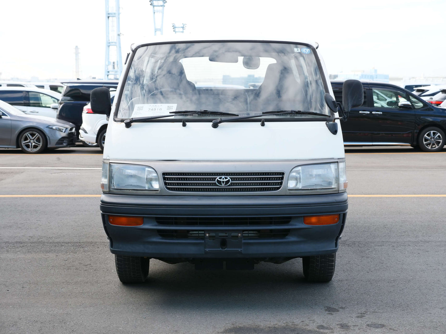 1994 TOYOTA HIACE EXTENDED WHEELBASE SUPER CUSTOM 4WD DIESEL VAN