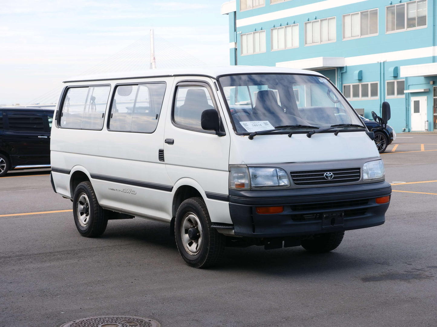 1994 TOYOTA HIACE EXTENDED WHEELBASE SUPER CUSTOM 4WD DIESEL VAN